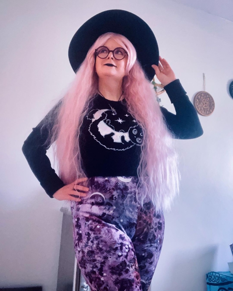 Candyfloss is a big, fluffy crimped style with a long thick fringe. We love the pastel pink shade from the roots to tips. The lengths fall to the hips, lots of hair to style and dress.