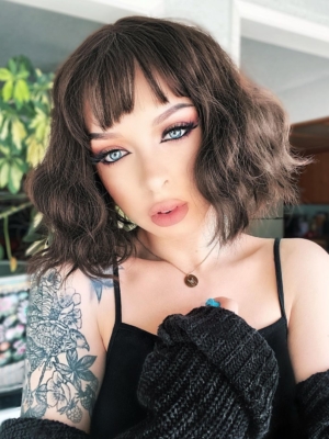 Cocoa - Lush Wigs UK Cocoa is a natural and simple style that comes in a warm brunette shade, from roots to tips. Styled in loose beachy waves for texture, and a wispy fringe to frame the face. The length falls just above the shoulders. A classic bob that’s easy to wear.