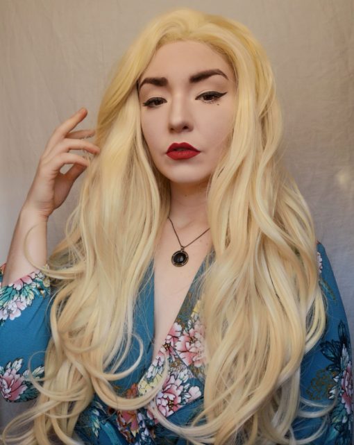 Bleach blonde extra long lace front wig. FTAO bombshell lovers everywhere! Playa has it nailed in this bold blonde colour.