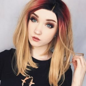 Lucille - Lush Wigs UK A whole variety of brighter colours are being applied to the roots of colourful heads alike. Think Billie Eilish with lime green roots and black hair. The look was short lived, and dying just the roots of your own hair, can be time consuming for a distinctive look. You may want the effect for just a certain occasion. Or simply adding a vivd new look to your collection.