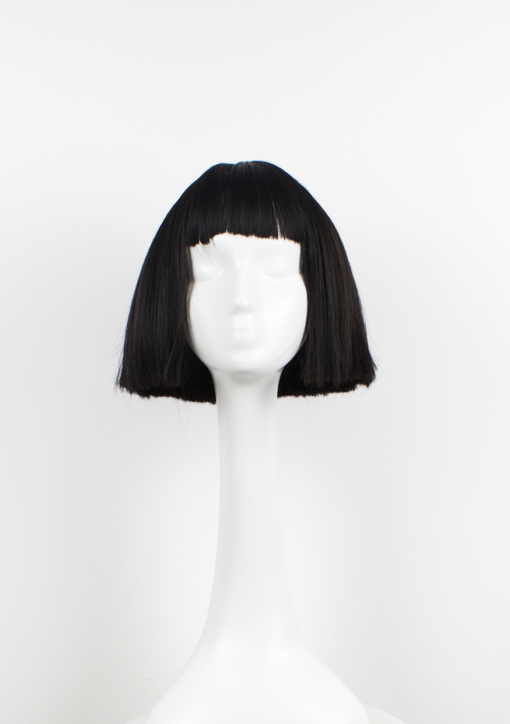 Black straight bob with bangs wig. Want to nail a distinctive look? Then Demort doesn't fail! Dead straight, jet black jaw-skimming look.