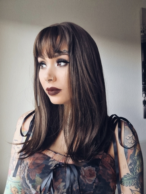 Sienna - Lush Wigs UK A sleek straight style in a natural chestnut colour. With long layers cut in and a blow out style to add fullness and movement. With a sleek blunt fringe.