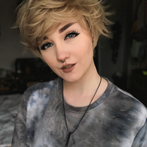 Beach - Lush Wigs UK Want a change? Always had hair NO shorter than a bob? From A-line bobs, lobs (long bob) to hip-length tresses, we have many styles in various lengths and hair types.