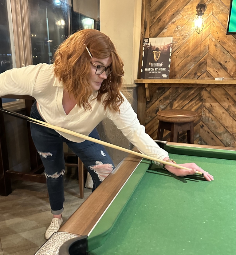 This relaxed wavy bob falls just above the shoulders. In a natural Warm apricot colour from root to tips. It's sleek long fringe is versatile to be worn to suit your look.