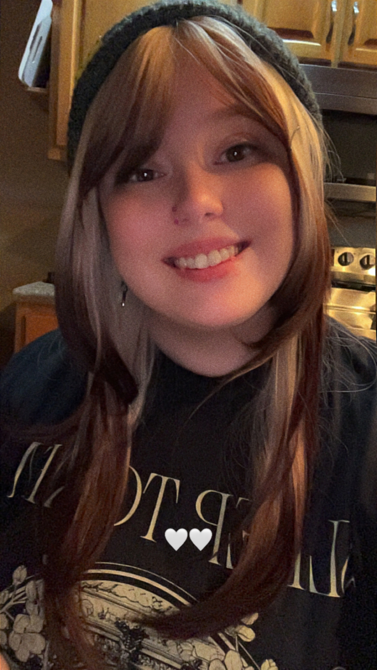 This natural wig comes in a mix of light blonde roots. They blend into a warm brown hue for a dip dye effect on the ends. A sleek long style with long layers at the back, face framing layers at the front make this style easy to maintain. With a sleek blunt fringe finishes the look.