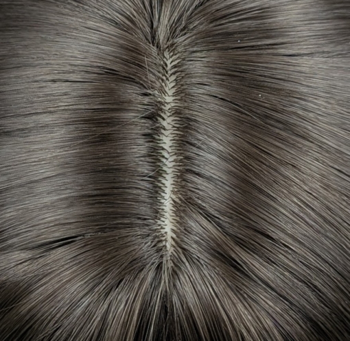 Lilly - Lush Wigs UK Lilly is a soft and natural warm chestnut tone from roots to tips. A graduated cut that curls under, falling just below the jawline, with a sleek blunt fringe. A simple yet stylish cut that’s easy to maintain.