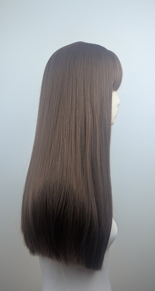 Veronica - Lush Wigs UK Veronica is a beautiful natural colour of golden brown from roots to tips. A straight one length blunt style with with a sleek light fringe.