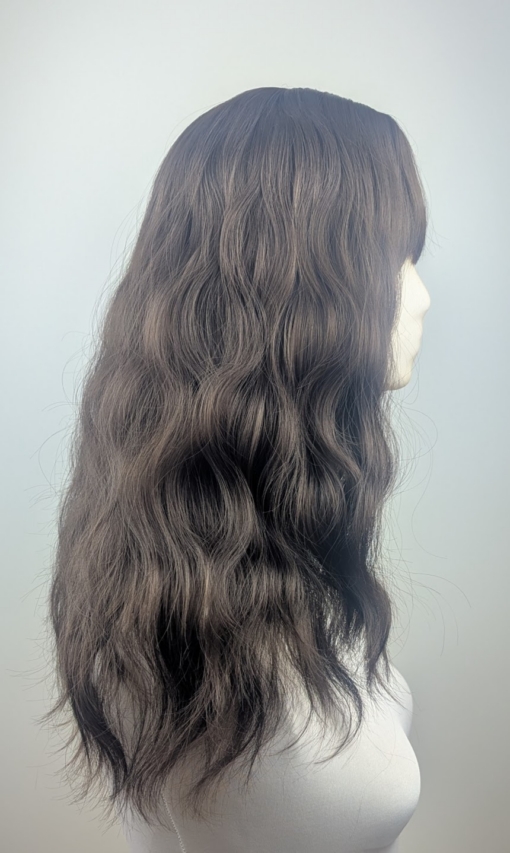 Matsu - Lush Wigs UK We can’t resist Matsu! This lob is a hit and one of our top trending wigs! A natural light brown shade with textured, tousled, loose curls. With a sleek blunt fringe.