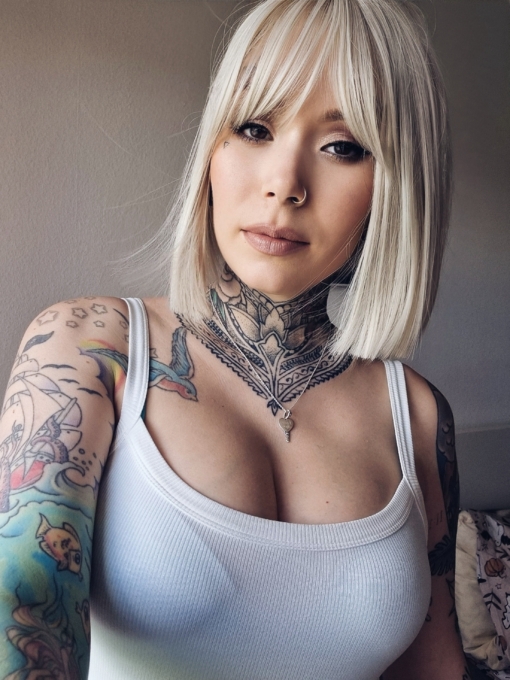 Ivory - Lush Wigs UK A classic one length bob in a diamond blonde colour from roots to tips. Cut into a sleek blunt on length style with light fringe.